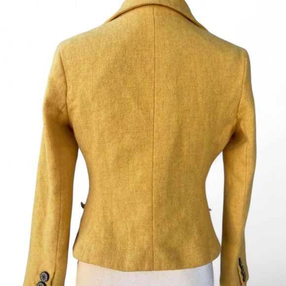 100% Shetland Wool Yellow Blazer W/ Statement Buttons Asymmetrical Pockets - Picture 7 of 8